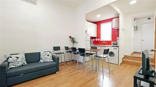 Rooms in Barcelona Ciutat Vella - photo 4