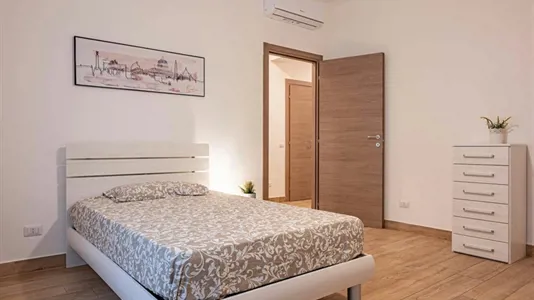 Rooms in Milano Zona 9 - Porta Garibaldi, Niguarda - photo 2