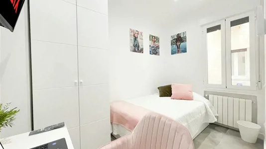 Rooms in Madrid Moncloa-Aravaca - photo 1