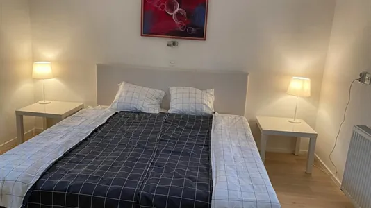 Houses in Besnica - photo 6