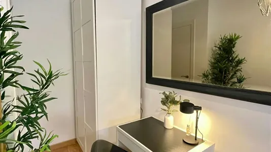 Rooms in Madrid Chamartín - photo 10