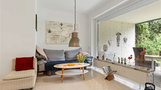 Rooms in Location is not specified - photo 1