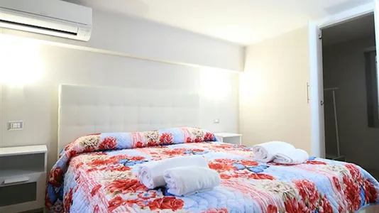 Apartments in Roma Municipio VII – Appio-Latino/Tuscolano/Cinecittà - photo 4