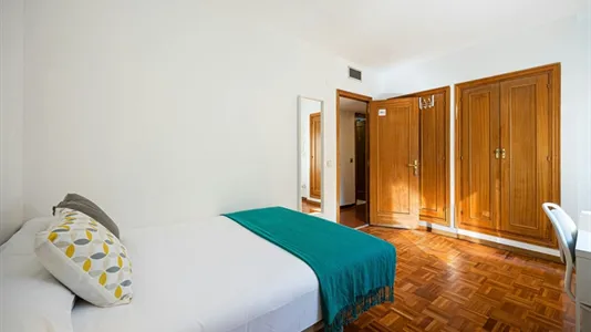 Rooms in Madrid Hortaleza - photo 4