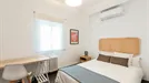 Room for rent, Valencia L'Eixample, Valencia (region), &lt;span class=&quot;blurred street&quot; onclick=&quot;ProcessAdRequest(11139245)&quot;&gt;&lt;span class=&quot;hint&quot;&gt;See streetname&lt;/span&gt;[xxxxxxxxxxxxx]&lt;/span&gt;