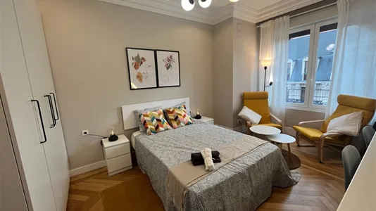 Rooms in Bilbao - photo 6