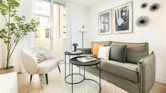 Apartments in Madrid Retiro - photo 3