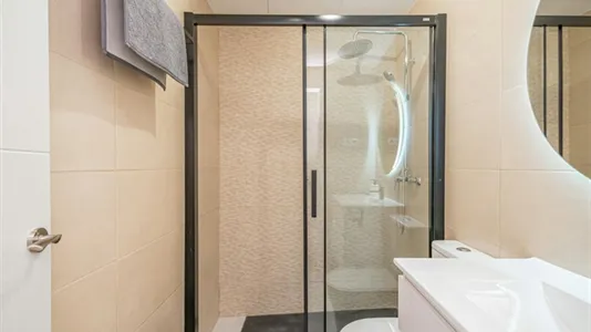 Rooms in Madrid Tetuán - photo 9