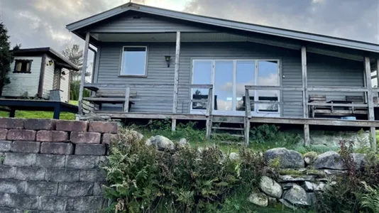 Houses in Härryda - photo 1