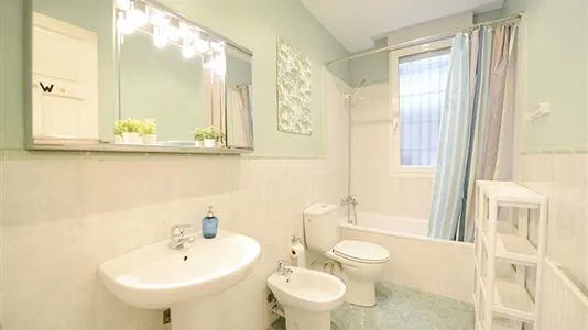 Rooms in Bilbao - photo 6