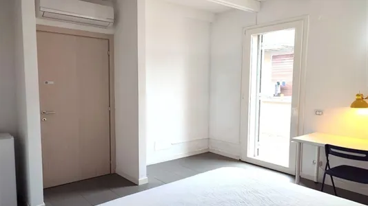 Rooms in Roma Municipio VI – Roma Delle Torri - photo 4