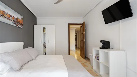 Rooms in Alcalá de Henares - photo 5