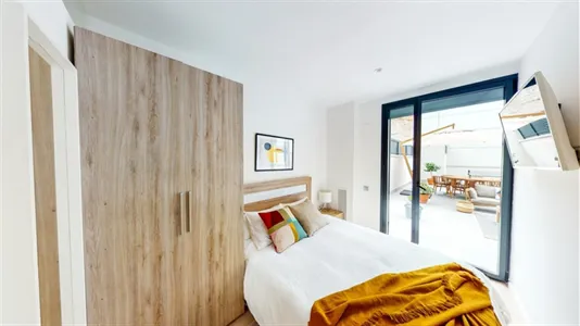 Rooms in Barcelona Sants-Montjuïc - photo 8