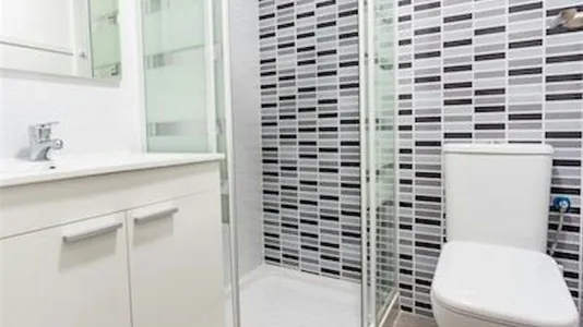 Rooms in Valencia Extramurs - photo 5