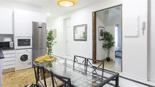 Rooms in Madrid Chamberí - photo 9