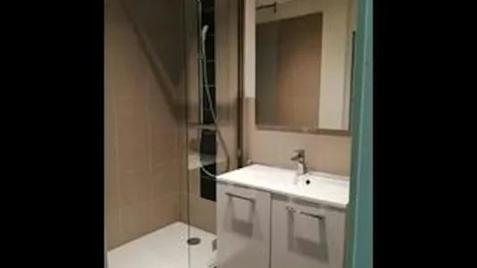 Rooms in Saint-Étienne - photo 6