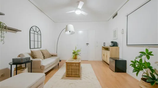 Rooms in Madrid Tetuán - photo 5