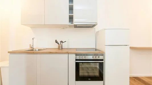 Rooms in Berlin Mitte - photo 9