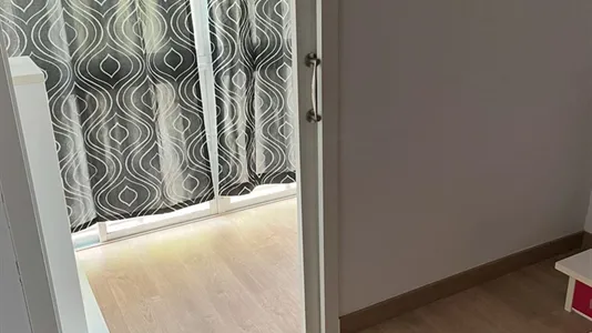 Rooms in Málaga - photo 9