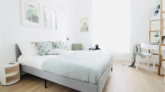 Rooms in Florence - photo 9