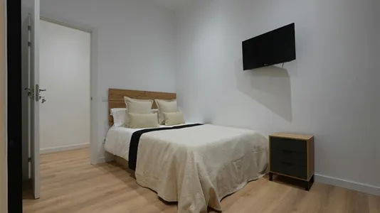 Rooms in Barcelona Eixample - photo 4