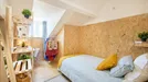 Room for rent, Lisbon (region), &lt;span class=&quot;blurred street&quot; onclick=&quot;ProcessAdRequest(13017431)&quot;&gt;&lt;span class=&quot;hint&quot;&gt;See streetname&lt;/span&gt;[xxxxxxxxxxxxx]&lt;/span&gt;