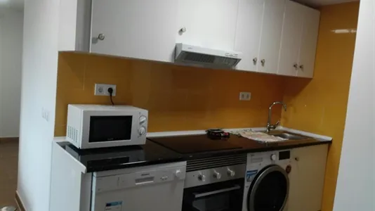 Rooms in Madrid Ciudad Lineal - photo 5