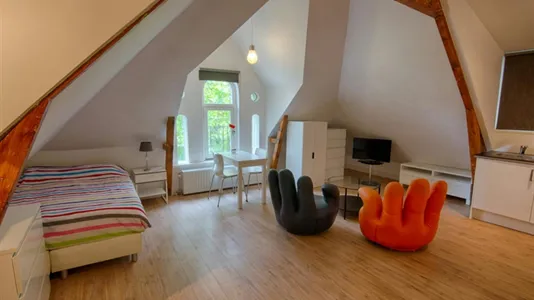 Apartments in Location is not specified - photo 5