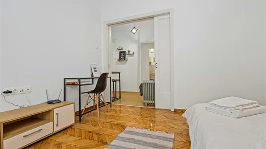 Rooms in Athens Agios Nikolaos - photo 5