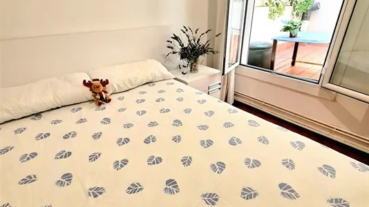 Rooms in Barcelona Sants-Montjuïc - photo 2
