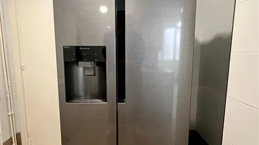 Rooms in Madrid Salamanca - photo 9