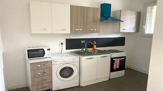 Rooms in Roma Municipio VI – Roma Delle Torri - photo 7