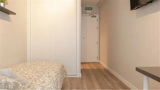 Rooms in Madrid Tetuán - photo 2