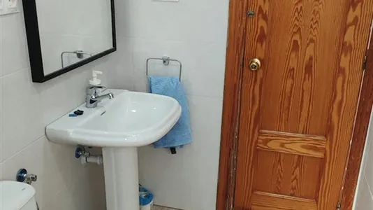 Rooms in Murcia - photo 4