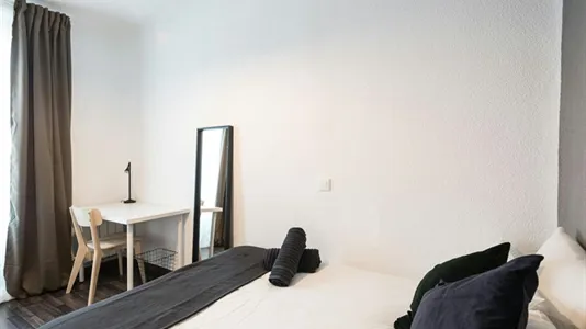 Rooms in Madrid Centro - photo 1
