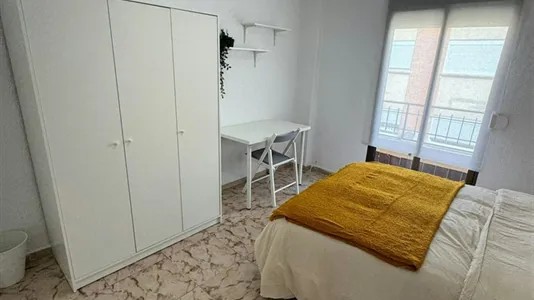 Rooms in Mislata - photo 4