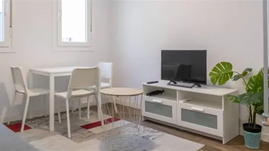 Apartments in Madrid Chamberí - photo 4