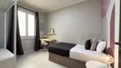 Room for rent, Barcelona Les Corts, Barcelona, &lt;span class=&quot;blurred street&quot; onclick=&quot;ProcessAdRequest(7752734)&quot;&gt;&lt;span class=&quot;hint&quot;&gt;See streetname&lt;/span&gt;[xxxxxxxxxxxxx]&lt;/span&gt;