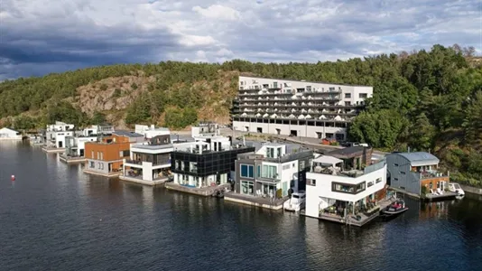 Houses in Nacka - photo 1