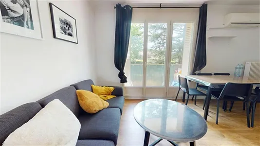 Rooms in Lyon - photo 9