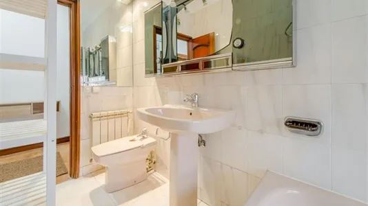 Rooms in Madrid Fuencarral-El Pardo - photo 9