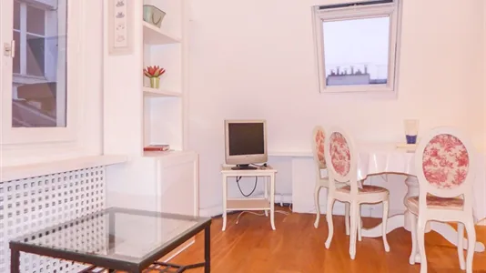 Apartments in Paris 7ème arrondissement - photo 4