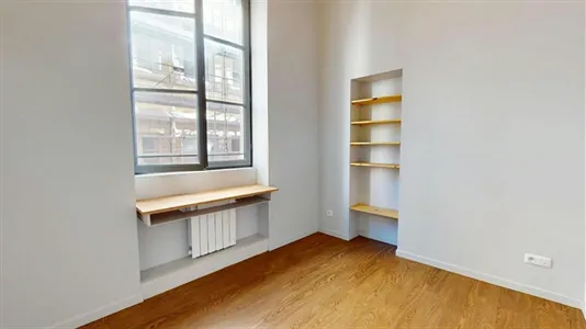 Apartments in Lyon - photo 9