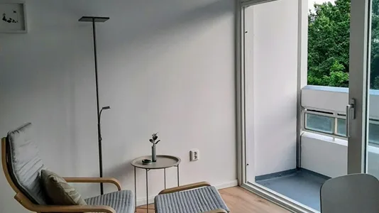 Apartments in Hamburg Altona - photo 4