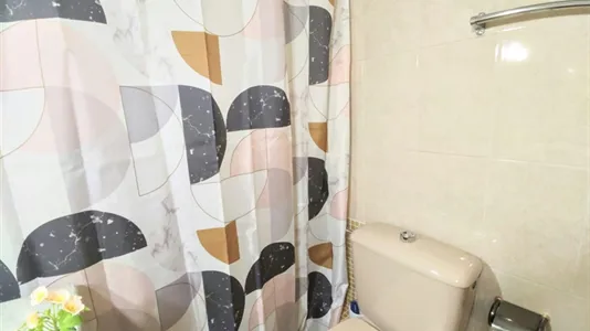 Rooms in Burjassot - photo 7