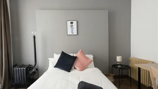 Rooms in Madrid Centro - photo 7