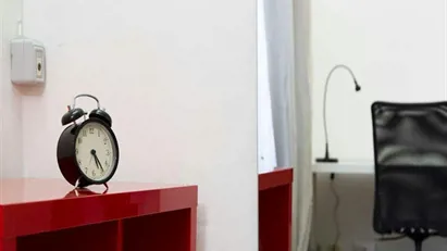 Room for rent in Milano Zona 1 - Centro storico, Milan