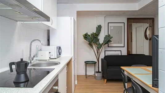 Rooms in Zaragoza - photo 9