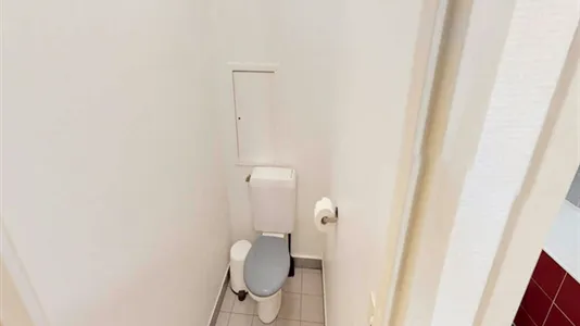 Rooms in Lyon - photo 9