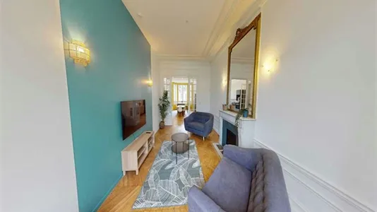 Rooms in Paris 17ème arrondissement - photo 7